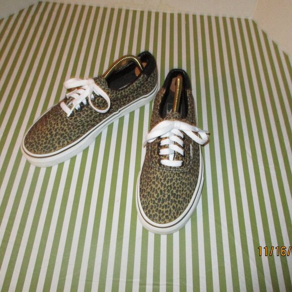 Cheetah Vans - Off the Wall - Picture 11 of 16